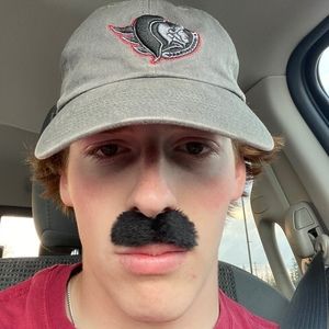 Meet your Posher, Evan